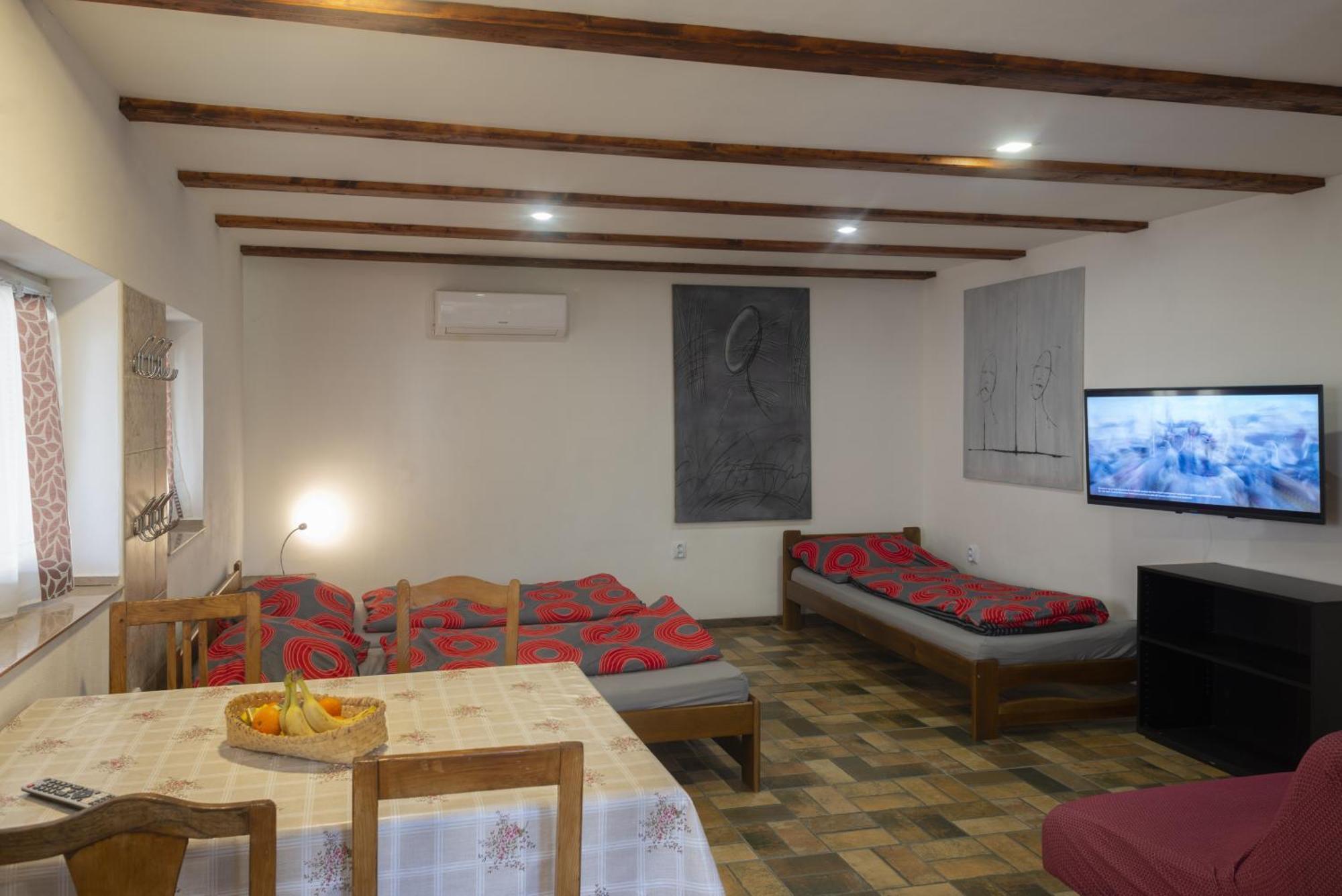 Mlyn-Osvracin Apartment Exterior photo